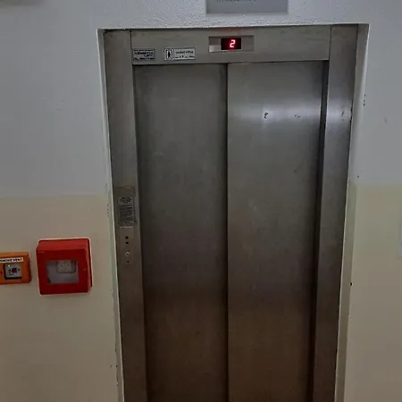 Nelli Free Parking Apartman